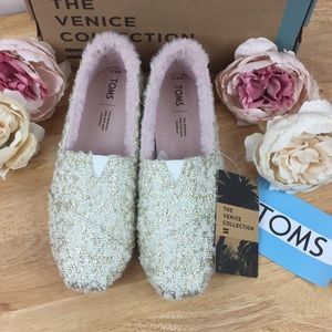 Toms Alpargata Slip-On, Size 8.5 M - Metallic